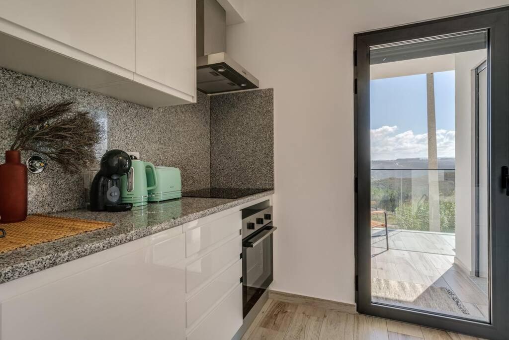 Happiness Apartment - 2Bedroom Apt In 阿尔热祖尔 外观 照片